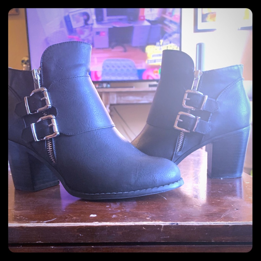 Torrid Black Zipper Booties